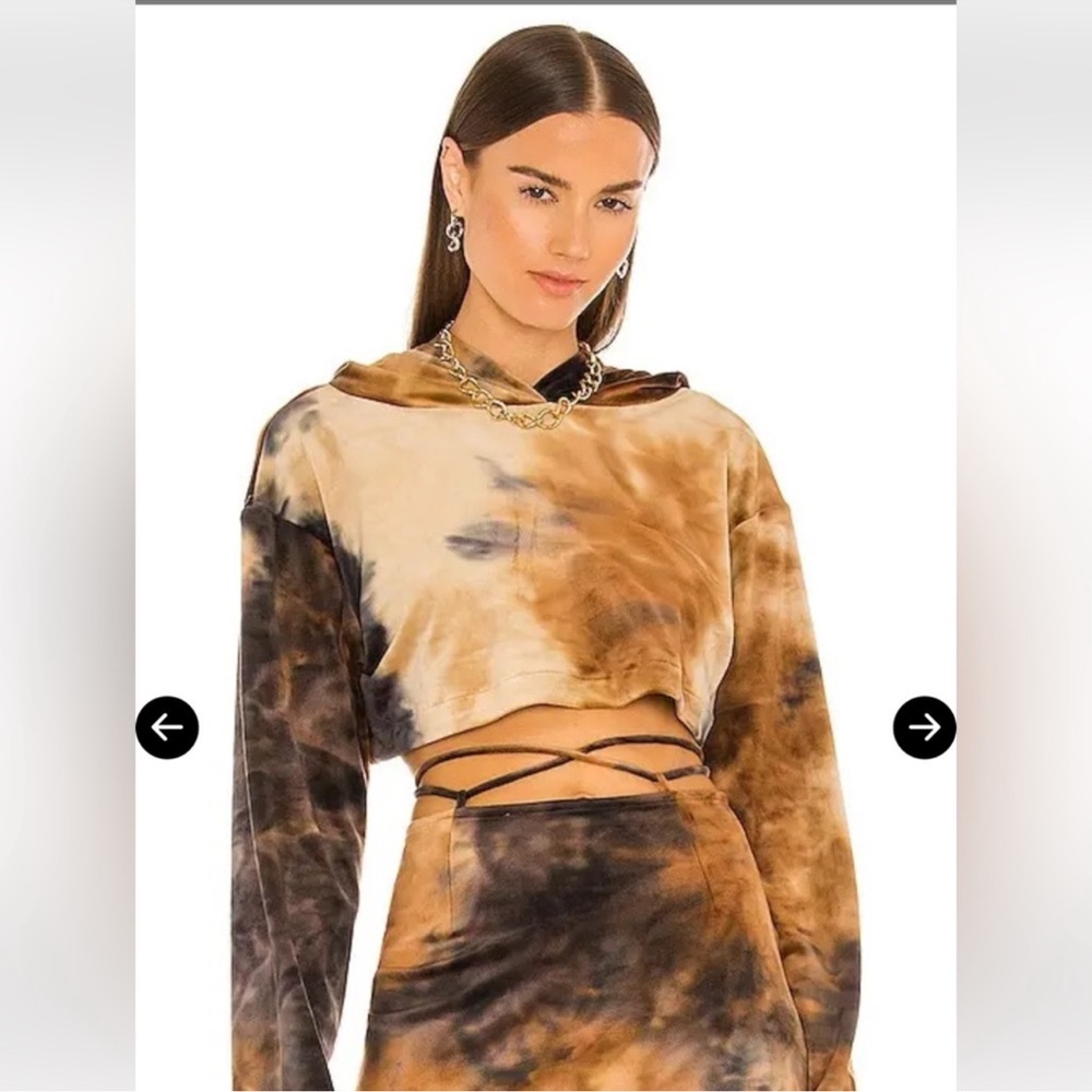 Kim Shui Tie-Dye Cropped Top & Skirt - Picture 2 of 5